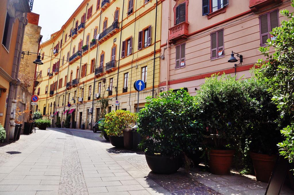 Suite Via Sulis 61 Cagliari Zewnętrze zdjęcie